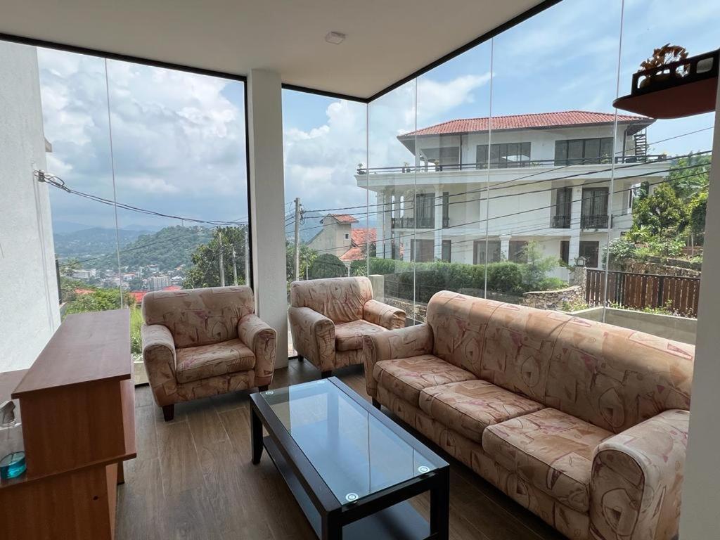 Hotel Kandyan View "Free Pickup From Kandy City" Exterior photo
